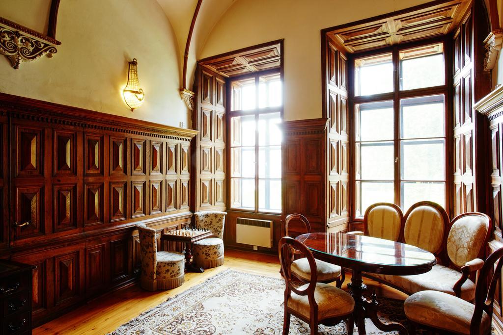 Отель Chateau Hostacov Экстерьер фото