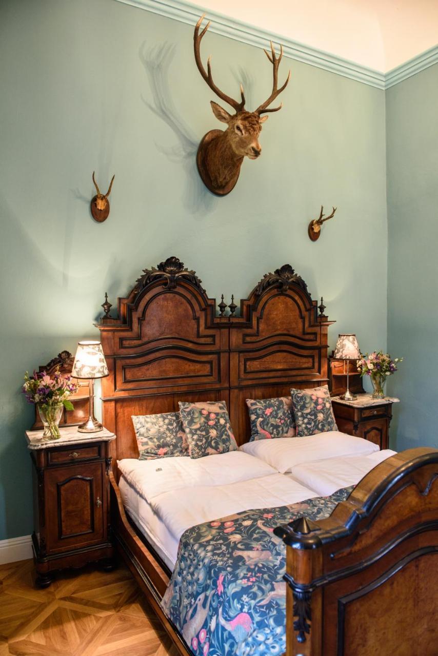 Отель Chateau Hostacov Экстерьер фото